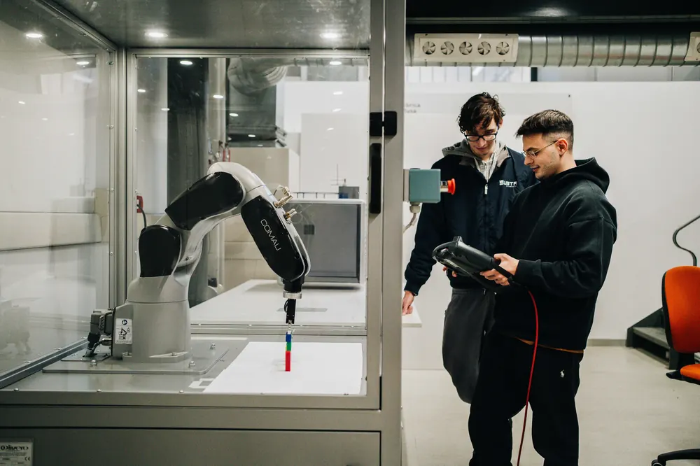 Braccio robotico nel laboratorio